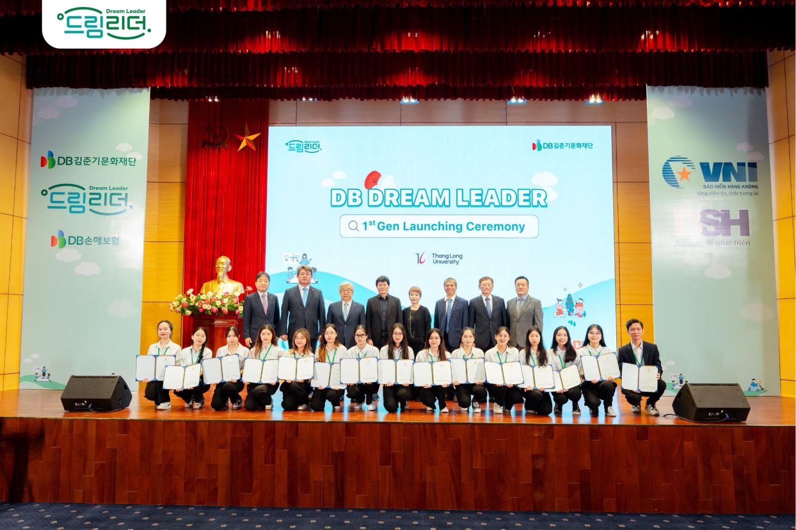 TẬP ĐOÀN DB TRAO HỌC BỔNG “DB DREAM LEADER” CHO SINH VIÊN VIỆT NAM