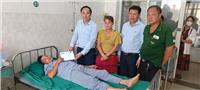VNI tạm ứng lần 1 số tiền 230 triệu đồng bảo hiểm cho gia đình các nạn nhân xe khách bị sạt lở đất tại Hà Giang