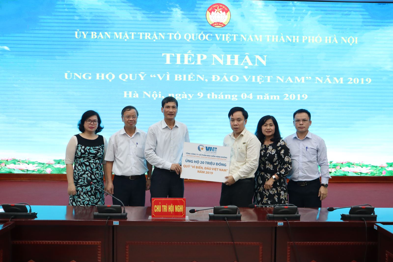 Bảo hiểm Hàng không (VNI) ủng hộ 20 triệu đồng quỹ vì biển, đảo Việt Nam
