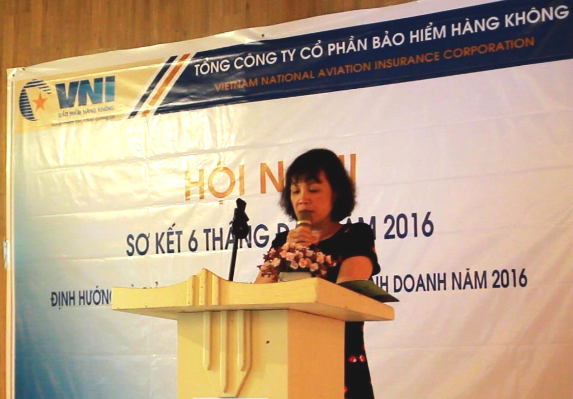 Bà Lê Thị Hà Thanh – Chủ tịch HĐQT VNI phát biểu chỉ đạo tại hội nghị
